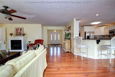 232 Frazier Way, Scott Depot, WV 25560 - photo 7