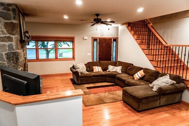 825 Moore St, Ludlow, MA 01056 - photo 4