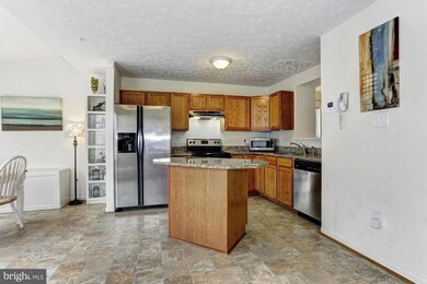 94 Gwynnswood Rd, Owings Mills, MD 21117 - photo 5