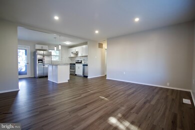 2057 Red Spruce Ct, Bryans Road, MD 20616 - photo 3