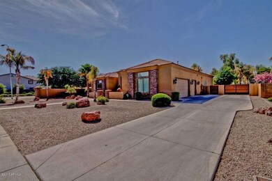 3 Car Garage