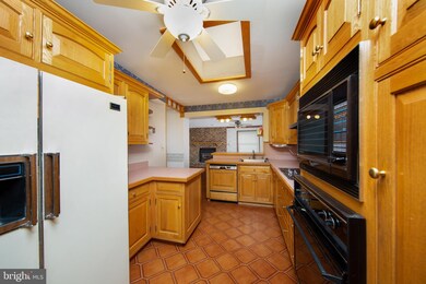 6831 Queens Ferry Rd, Baltimore, MD 21239 - photo 4