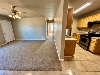 715 43rd St unit 1&2, Lubbock, TX 79404 - photo 4