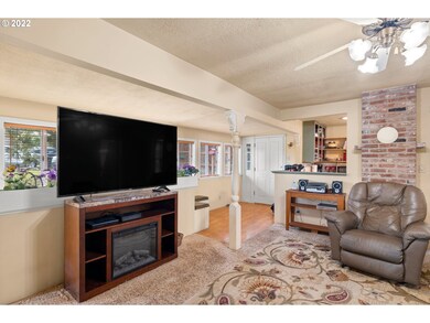 2475 5th Ave, West Linn, OR 97068 - photo 3