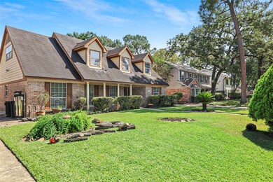 910 N Wilcrest Dr, Houston, TX 77079 - photo 2