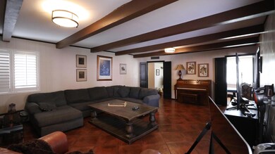 Family Room 3
