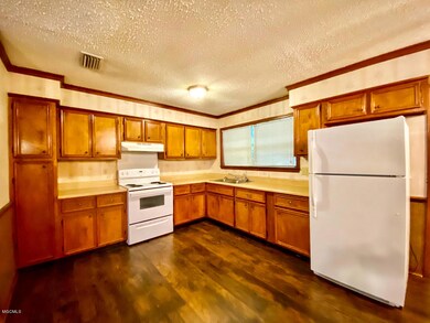 3424 Riverland Rd, Moss Point, MS 39562 - photo 2