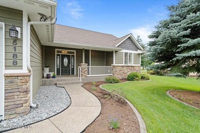 09-Front walkway