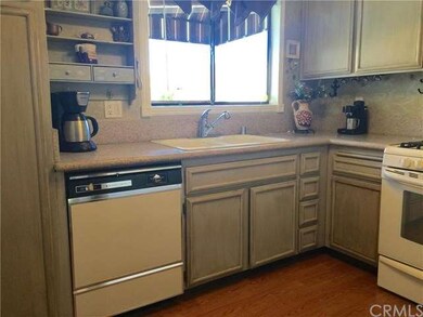 Upgraded kitchen has granite counters, newer cabin