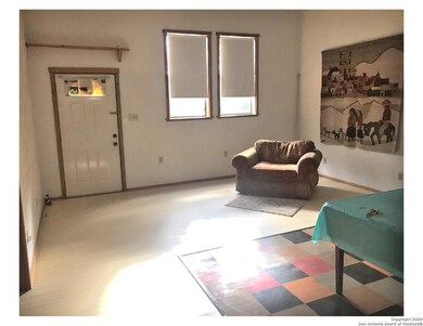 18826 Hillside Dr, Helotes, TX 78023 - photo 6