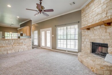 550 Sandlin Ln, Springtown, TX 76082 - photo 4