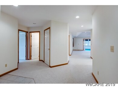 1520 Madison Place unit 6, Wapakoneta, OH 45895 - photo 6