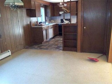 19 Falcon St, Methuen, MA 01844 - photo 3