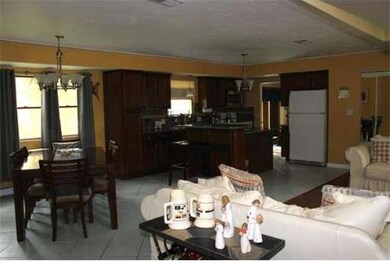 41 Roslyn Rd, Brockton, MA 02302 - photo 3