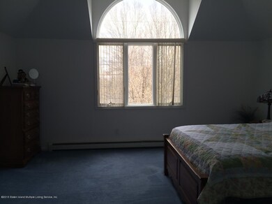 146 Bartow Ave, Staten Island, NY 10309 - photo 3