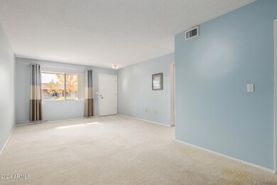 14034 N Newcastle Dr, Sun City, AZ 85351 - photo 3