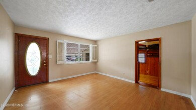 8367 Brackridge Blvd S, Jacksonville, FL 32216 - photo 6