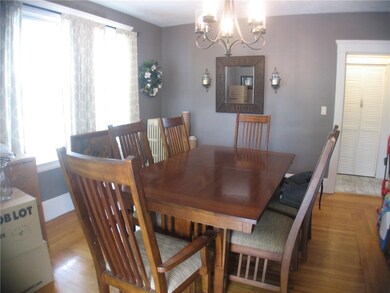 105 Myrtle Ave, Cranston, RI 02910 - photo 5