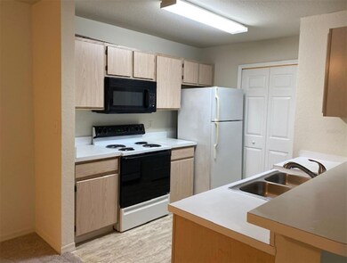 5455 Vineland Rd unit 3106, Orlando, FL 32811 - photo 3
