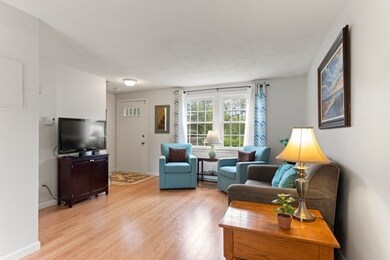 6 George St unit A, Plainville, MA 02762 - photo 4