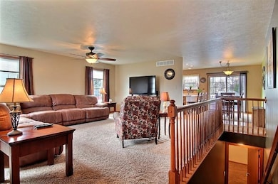 200 Whispering Blvd, La Porte, IN 46350 - photo 5