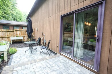 80 Arrow Wood Place, Ballston Spa, NY 12020 - photo 3