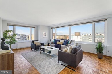 The Potomac Plaza Co-op unit 903, Washington, DC 20037 - photo 7