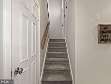 18104 Windsor Hill Dr, Olney, MD 20832 - photo 3