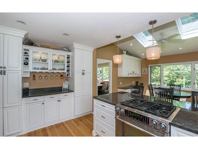 5200 Broadlawn Dr SE, Cedar Rapids, IA 52403 - photo 6