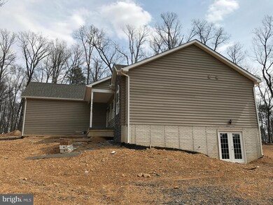 120 Anngalida Ln, Gerrardstown, WV 25420 - photo 4