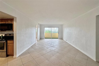 7410 SW 82nd St unit K309, Miami, FL 33143 - photo 4