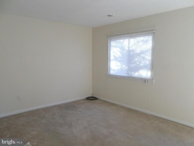 2582 Merrywood Ct unit 7, Woodbridge, VA 22192 - photo 6