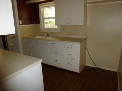 3217 S 11th St, Abilene, TX 79605 - photo 5