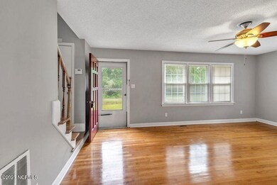 106 Mike Loop Rd, Jacksonville, NC 28546 - photo 6