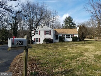 228 S Spring Mill Rd, Villanova, PA 19085 - photo 2