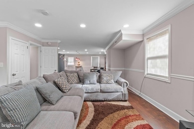 5711 Narcissus Ave, Baltimore, MD 21215 - photo 6