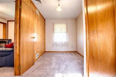 2301 Benders Dr, Bath, PA 18014 - photo 6