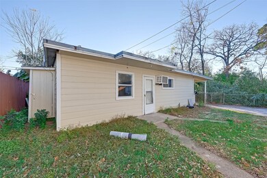 7227 Farnsworth St unit B, Houston, TX 77022 - photo 5