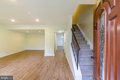 733 E Elm Ave, Lindenwold, NJ 08021 - photo 3