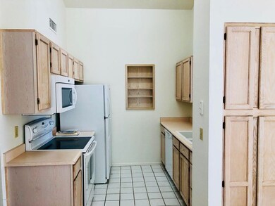 Kitchen with all Appliances