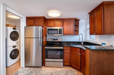201 Coppitt Rd 104B