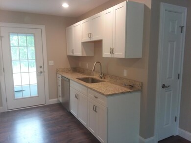 29 Gardenside kitchen2
