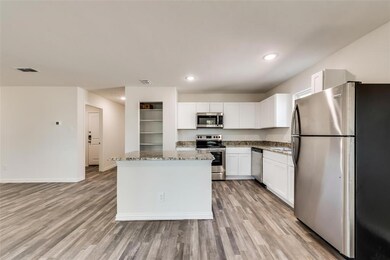 2304 Jodi Ln, Gainesville, TX 76240 - photo 5