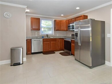 609 Holland Dr, Statesville, NC 28677 - photo 7