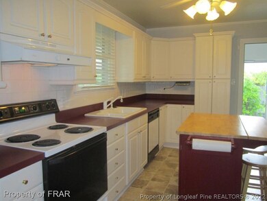 410 Buie Ct, Fayetteville, NC 28304 - photo 7