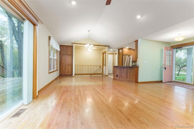 3410 Hogback Rd, Fowlerville, MI 48836 - photo 6