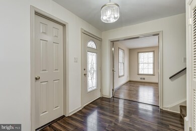 8912 Tuckerman Ln, Potomac, MD 20854 - photo 7