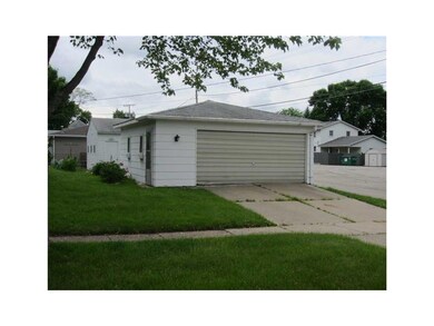 Garage.