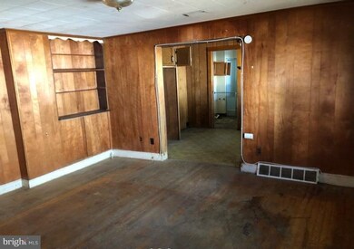 232 W Green St, Millville, NJ 08332 - photo 3