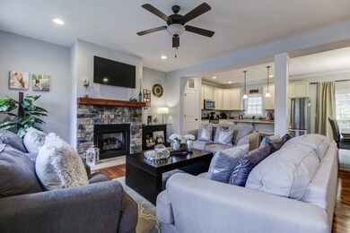 006-243677-_MG_7114_5_6_7_8Interior_5442